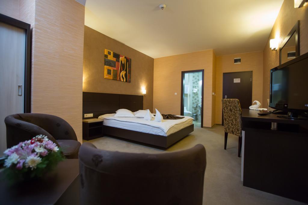 Hotel Meliss Craiova Camera foto