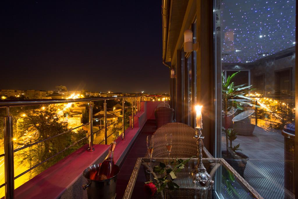 Hotel Meliss Craiova Esterno foto