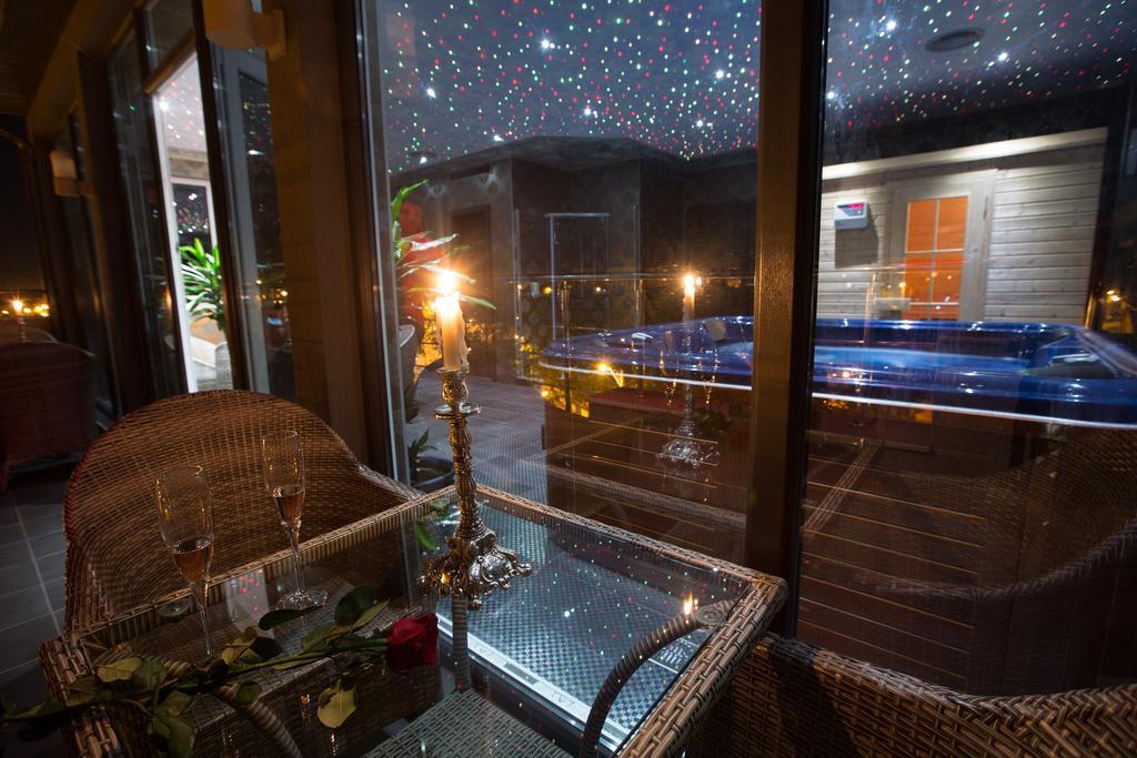 Hotel Meliss Craiova Esterno foto